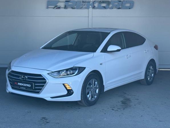 Hyundai Elantra VI (AD) с пробегом 2017 года, цена 1 399 000 рублей, 178000 км, седан, Автокод Объявления