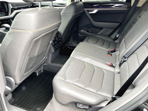 Volkswagen Touareg III с пробегом 2018 года, цена 3 740 000 рублей, 159383 км, внедорожник, Автокод Объявления