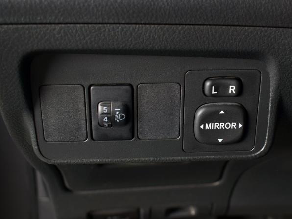 Toyota Corolla X (E140 E150) Рестайлинг с пробегом 2011 года, цена 942 999 рублей, 196913 км, седан, Автокод Объявления