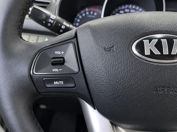 Kia Rio III с пробегом 2014 года, цена 739 000 рублей, 196826 км, хэтчбек, Автокод Объявления