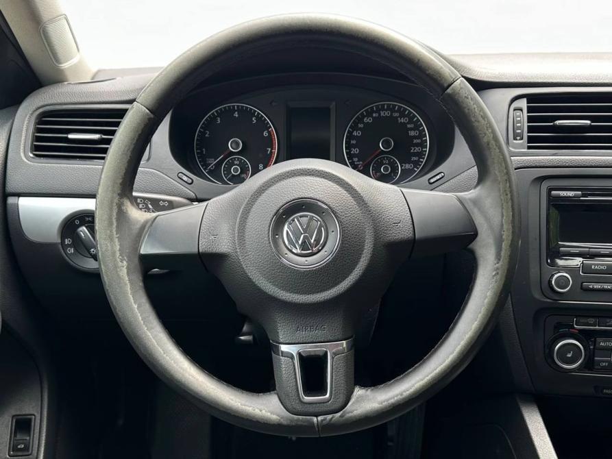 Volkswagen Jetta VI Москва  - изображение 12