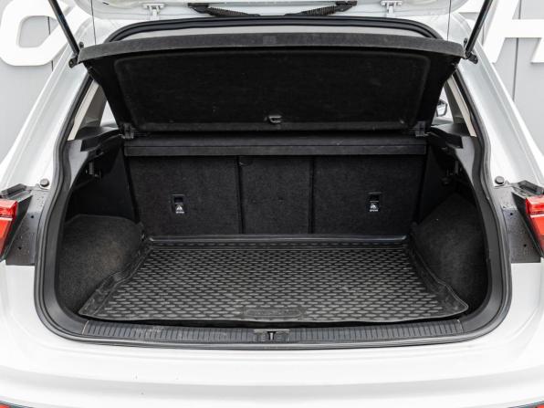 Volkswagen Tiguan II с пробегом 2018 года, цена 1 929 000 рублей, 204886 км, внедорожник, Автокод Объявления