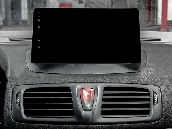Renault Megane III с пробегом 2009 года, цена 659 900 рублей, 203000 км, хэтчбек, Автокод Объявления