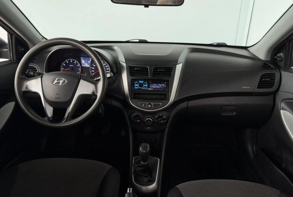 Hyundai Solaris I Киров  - изображение 11