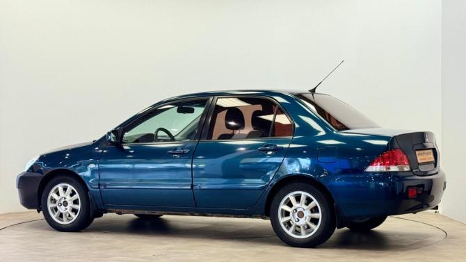 Mitsubishi Lancer IX Рестайлинг с пробегом 2009 года, цена 385 000 рублей, 292000 км, седан, Автокод Объявления