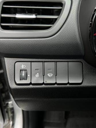 Kia Rio III Рестайлинг с пробегом 2017 года, цена 1 180 000 рублей, 104400 км, седан, Автокод Объявления