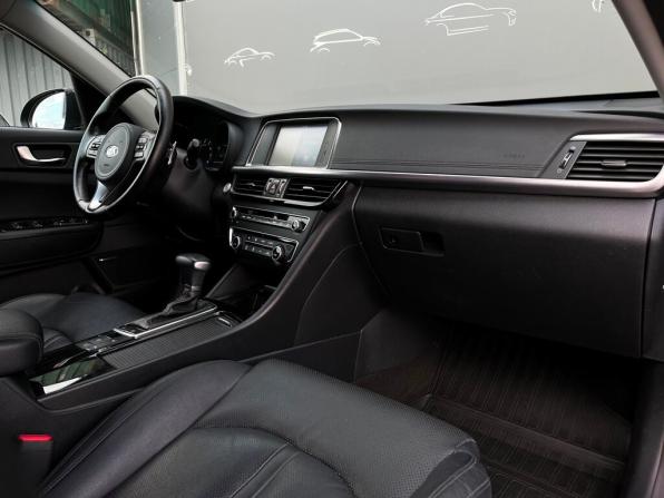 Kia Optima IV с пробегом 2018 года, цена 1 859 600 рублей, 161447 км, седан, Автокод Объявления