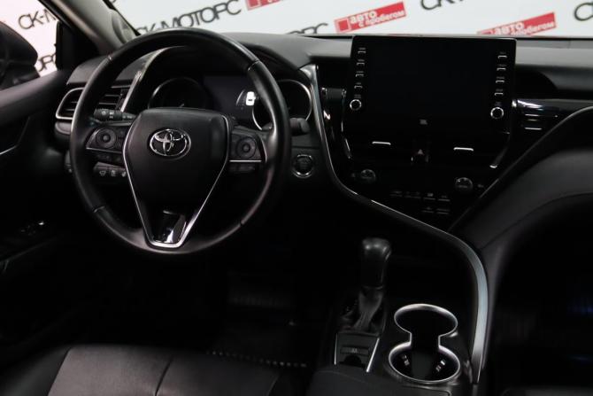 Toyota Camry VIII (XV70) Рестайлинг с пробегом 2021 года, цена 3 295 950 рублей, 80120 км, седан, Автокод Объявления