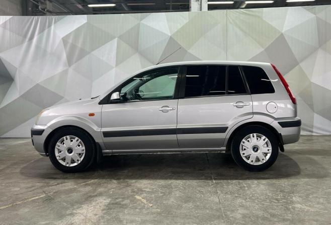 Ford Fusion I Рестайлинг с пробегом 2007 года, цена 450 000 рублей, 167315 км, хэтчбек, Автокод Объявления