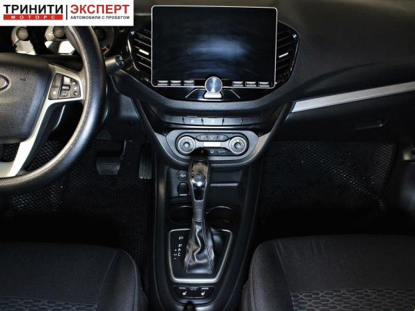 Lada (ВАЗ) Vesta I с пробегом 2019 года, цена 897 000 рублей, 176423 км, седан, Автокод Объявления