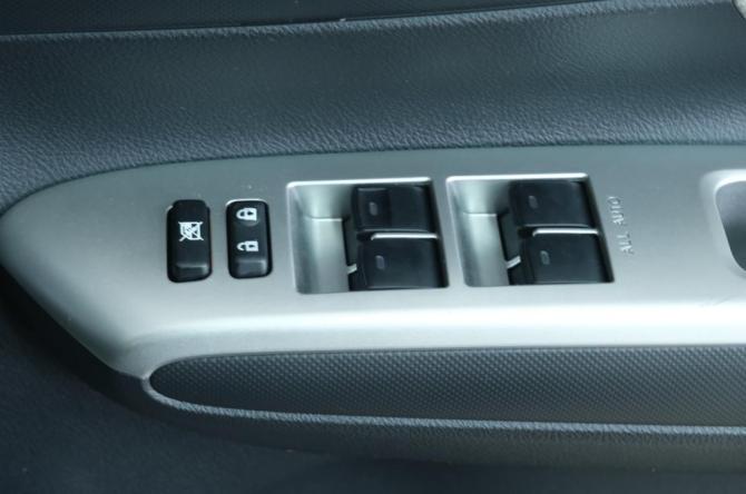 Toyota Wish II с пробегом 2009 года, цена 1 359 000 рублей, 152000 км, минивэн, Автокод Объявления
