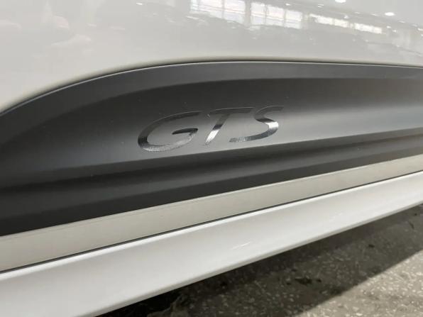 Porsche Macan I Рестайлинг 2 с пробегом 2021 года, цена 7 830 000 рублей, 15250 км, внедорожник, Автокод Объявления