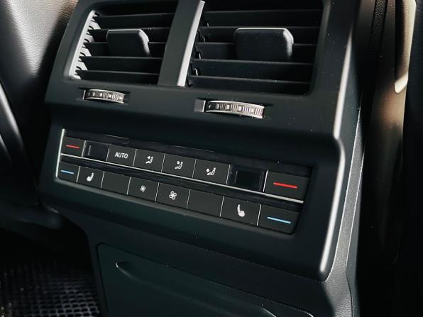Volkswagen Touareg III с пробегом 2019 года, цена 5 150 000 рублей, 135823 км, внедорожник, Автокод Объявления