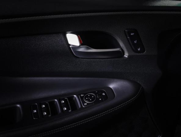 Hyundai Santa Fe IV с пробегом 2020 года, цена 2 590 000 рублей, 228660 км, внедорожник, Автокод Объявления