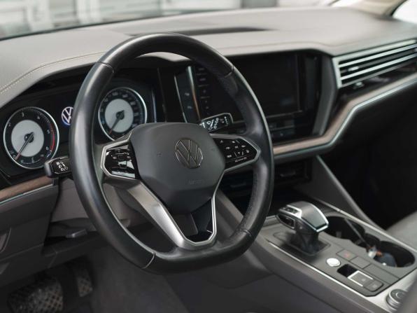Volkswagen Touareg III с пробегом 2021 года, цена 6 490 000 рублей, 72937 км, внедорожник, Автокод Объявления