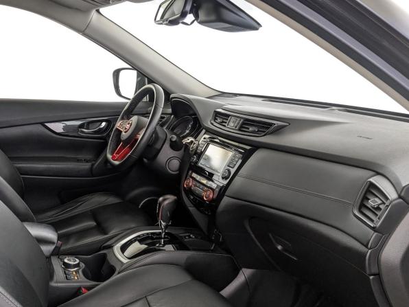 Nissan X-Trail III Рестайлинг с пробегом 2018 года, цена 2 215 000 рублей, 123681 км, внедорожник, Автокод Объявления