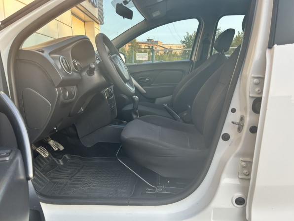 Renault Logan II с пробегом 2014 года, цена 560 000 рублей, 155061 км, седан, Автокод Объявления