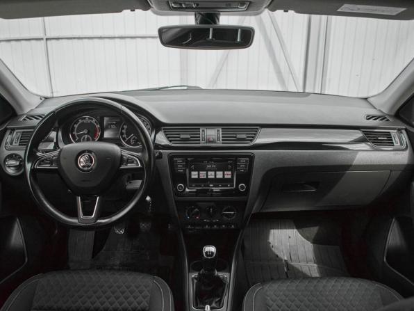 Skoda Rapid I Рестайлинг с пробегом 2018 года, цена 1 350 000 рублей, 100916 км, лифтбек, Автокод Объявления