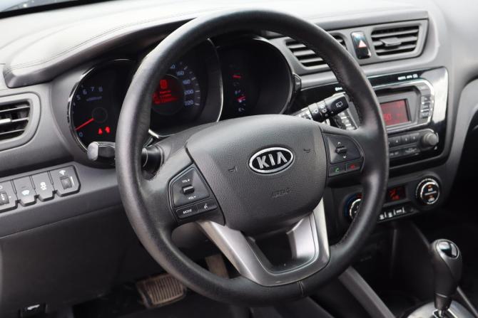 Kia Rio III с пробегом 2012 года, цена 619 000 рублей, 225000 км, хэтчбек, Автокод Объявления