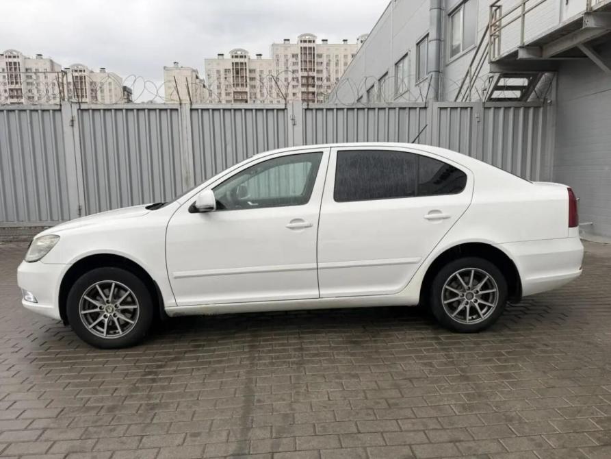 Skoda Octavia II (A5) Рестайлинг Ростов-на-Дону  - изображение 2