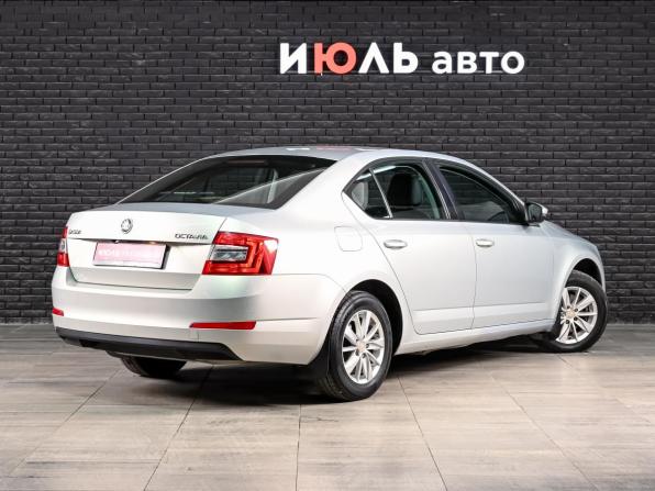 Skoda Octavia III (A7) с пробегом 2015 года, цена 1 250 000 рублей, 176899 км, лифтбек, Автокод Объявления