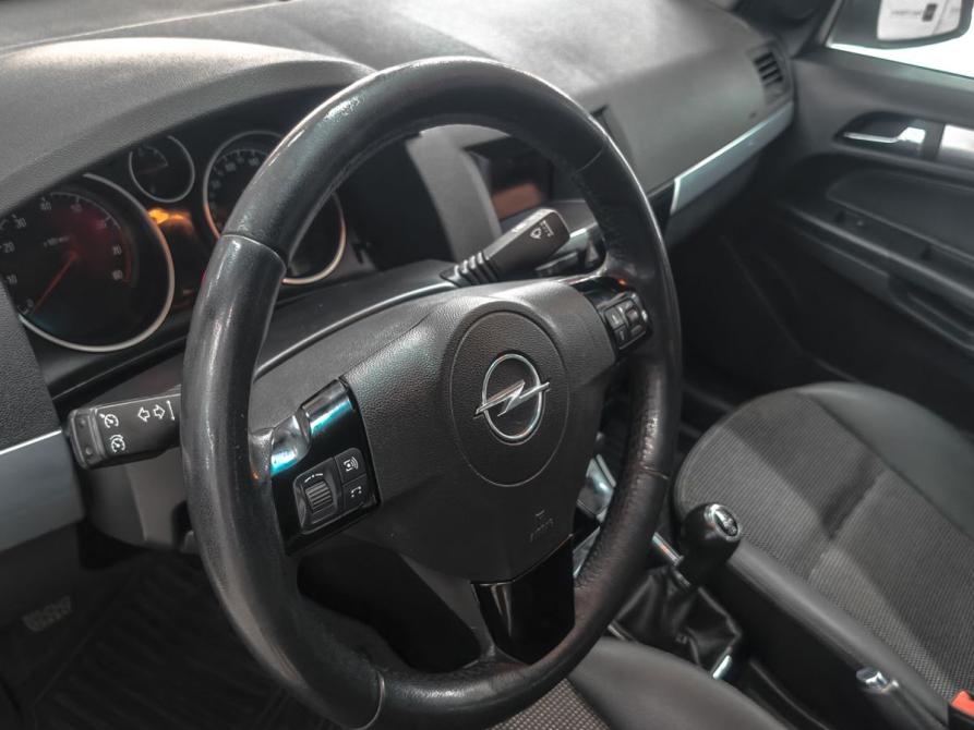 Opel Astra H Рестайлинг Ростов-на-Дону  - изображение 13