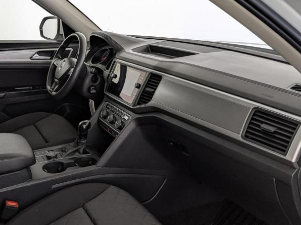 Volkswagen Teramont I с пробегом 2018 года, цена 2 780 000 рублей, 202225 км, внедорожник, Автокод Объявления
