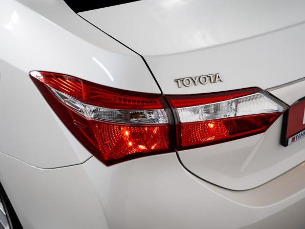 Toyota Corolla XI (E160 E170 E180) с пробегом 2013 года, цена 1 260 500 рублей, 166876 км, седан, Автокод Объявления