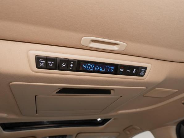 Toyota Alphard III Рестайлинг с пробегом 2021 года, цена 6 600 000 рублей, 139903 км, минивэн, Автокод Объявления