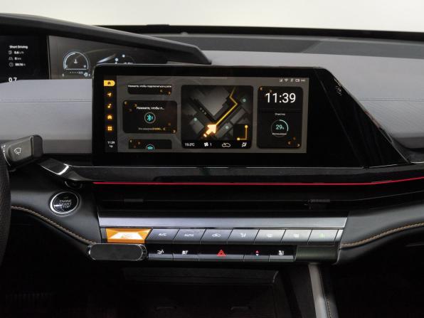Changan UNI-V I с пробегом 2023 года, цена 2 350 000 рублей, 30782 км, лифтбек, Автокод Объявления
