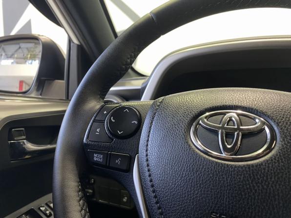 Toyota RAV4 IV (XA40) Рестайлинг с пробегом 2019 года, цена 2 819 900 рублей, 160969 км, внедорожник, Автокод Объявления