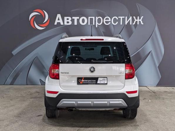 Skoda Yeti I Рестайлинг с пробегом 2015 года, цена 1 370 000 рублей, 88000 км, внедорожник, Автокод Объявления