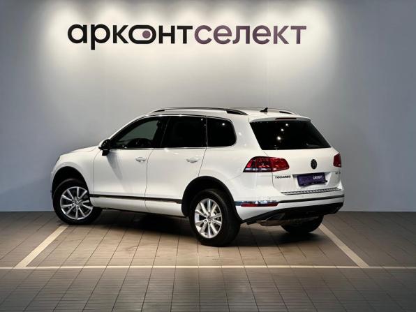Volkswagen Touareg II Рестайлинг с пробегом 2017 года, цена 2 730 000 рублей, 228061 км, внедорожник, Автокод Объявления
