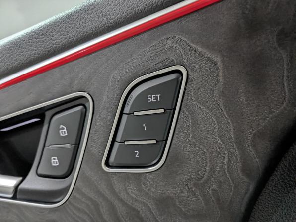 Audi Q8 I (4M) с пробегом 2018 года, цена 5 350 000 рублей, 105167 км, внедорожник, Автокод Объявления
