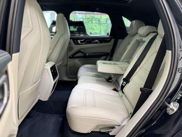 Porsche Cayenne III с пробегом 2019 года, цена 5 300 000 рублей, 163779 км, внедорожник, Автокод Объявления