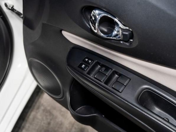 Nissan Note II Рестайлинг с пробегом 2018 года, цена 990 000 рублей, 84707 км, хэтчбек, Автокод Объявления