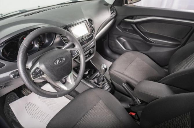 Lada (ВАЗ) Vesta I с пробегом 2018 года, цена 949 000 рублей, 59000 км, седан, Автокод Объявления