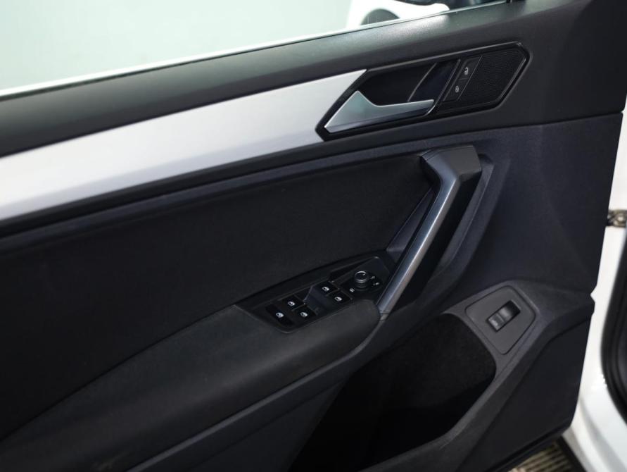 Volkswagen Tiguan II Санкт-Петербург  - изображение 21