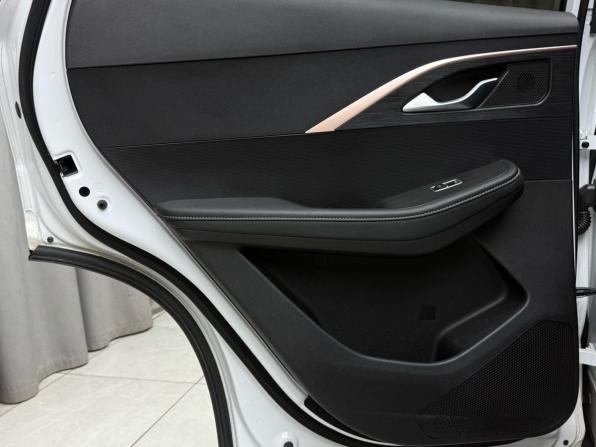 Omoda C5 I с пробегом 2023 года, цена 2 099 000 рублей, 53755 км, внедорожник, Автокод Объявления