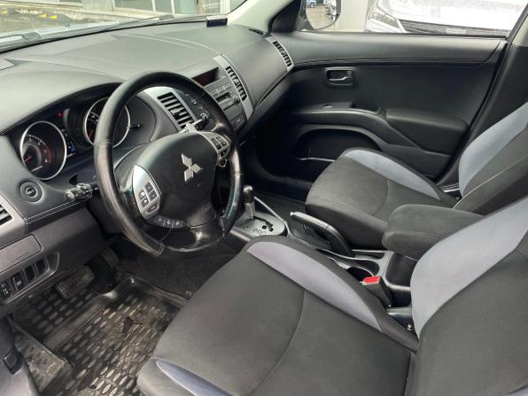 Mitsubishi Outlander II Рестайлинг с пробегом 2010 года, цена 779 000 рублей, 240980 км, внедорожник, Автокод Объявления