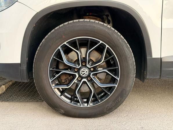 Volkswagen Tiguan I Рестайлинг с пробегом 2012 года, цена 990 000 рублей, 160000 км, внедорожник, Автокод Объявления