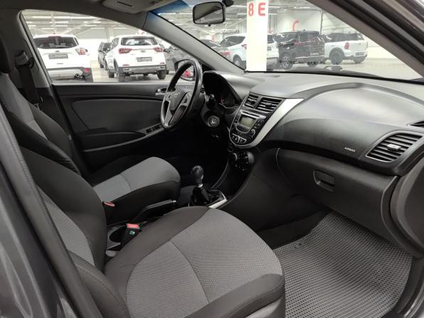 Hyundai Solaris I с пробегом 2014 года, цена 699 000 рублей, 193920 км, хэтчбек, Автокод Объявления
