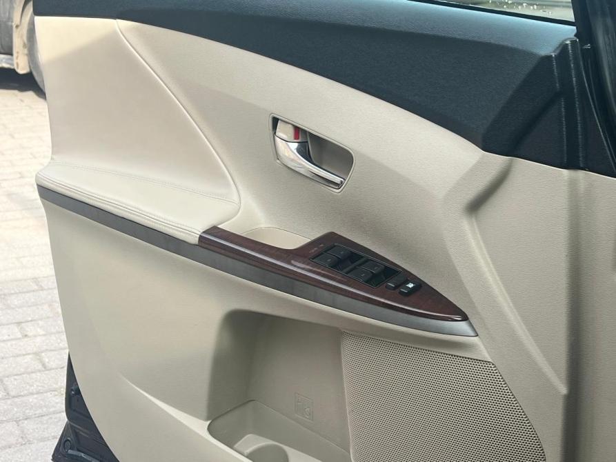 Toyota Venza I Великий Новгород  - изображение 20