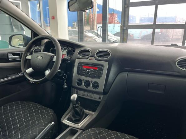 Ford Focus II Рестайлинг с пробегом 2011 года, цена 349 000 рублей, 308000 км, хэтчбек, Автокод Объявления