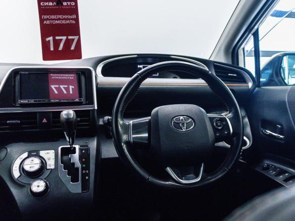 Toyota Sienta II Рестайлинг с пробегом 2018 года, цена 1 299 000 рублей, 110585 км, минивэн, Автокод Объявления