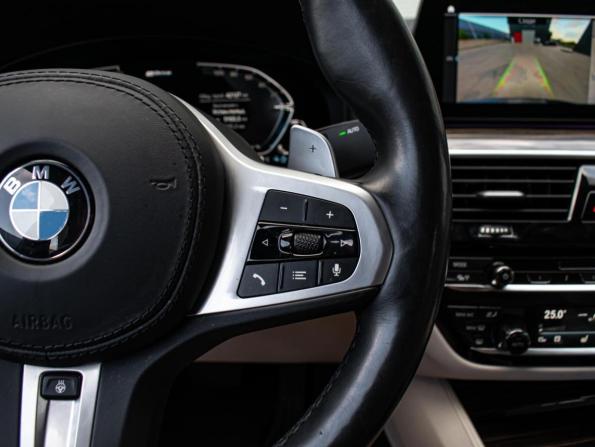 BMW 5 серии VII (G30/G31/G38) с пробегом 2019 года, цена 4 445 000 рублей, 42127 км, седан, Автокод Объявления