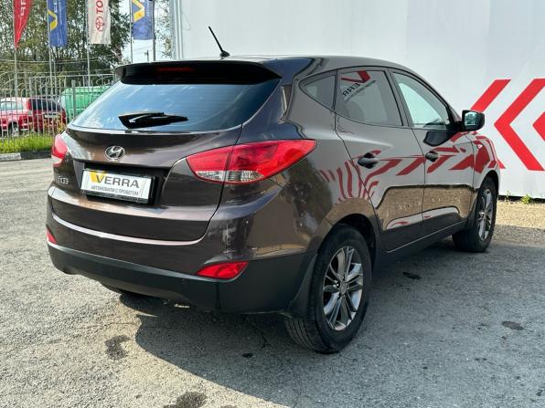 Hyundai ix35 I Рестайлинг с пробегом 2013 года, цена 1 240 000 рублей, 180073 км, внедорожник, Автокод Объявления