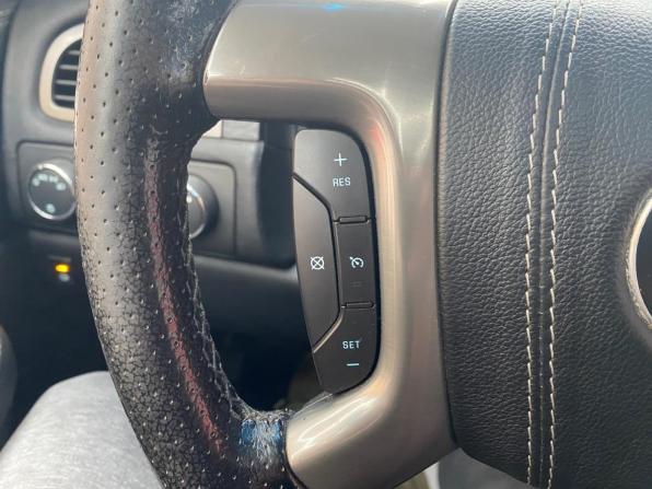 Chevrolet Tahoe III с пробегом 2013 года, цена 2 250 000 рублей, 208443 км, внедорожник, Автокод Объявления