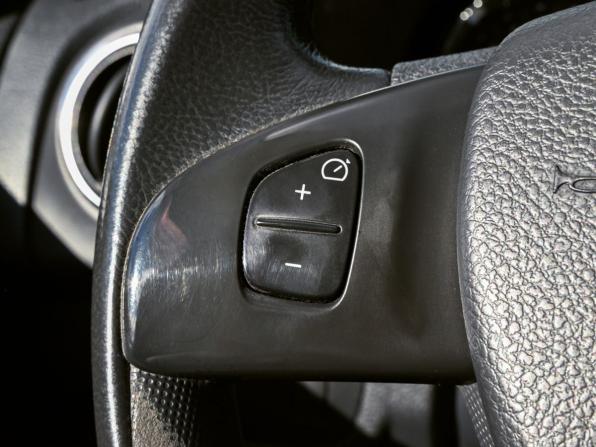 Renault Sandero II с пробегом 2017 года, цена 949 000 рублей, 163319 км, хэтчбек, Автокод Объявления