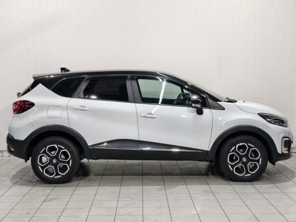Renault Kaptur I Рестайлинг с пробегом 2021 года, цена 1 617 000 рублей, 72995 км, внедорожник, Автокод Объявления